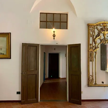 Xvi Century House In Βίλα